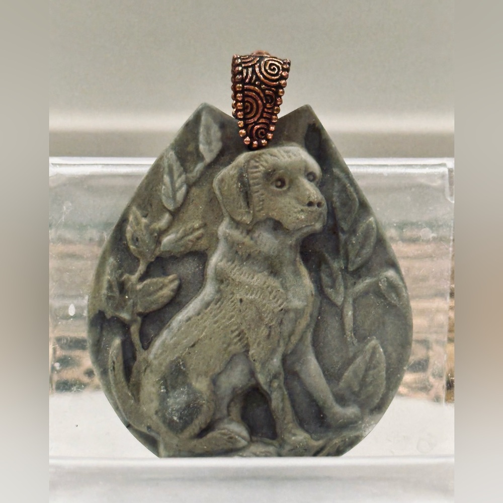 3-D Labrador /Dog Oversized Pendant on Large Stamped Copper Bail VGUC